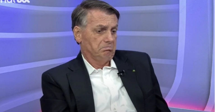 Surtado e com medo: Jair Bolsonaro em entrevista ao portal Uol.